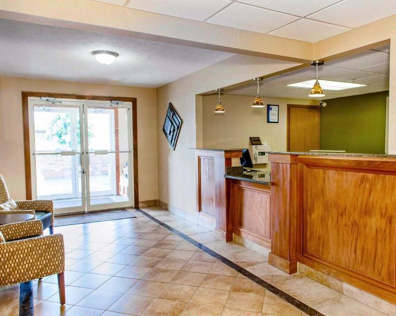 Quality Inn I-74 Batesville Exterior foto