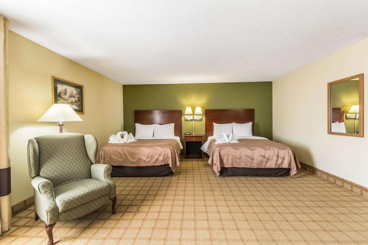 Quality Inn I-74 Batesville Exterior foto