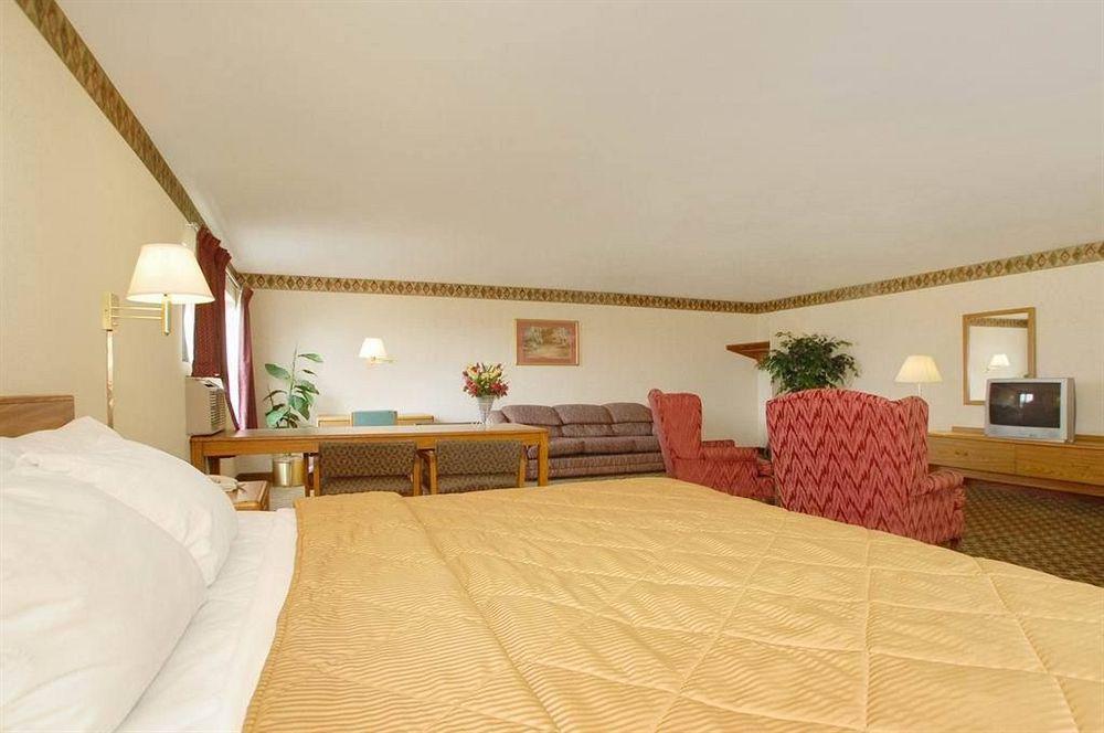 Quality Inn I-74 Batesville Habitación foto